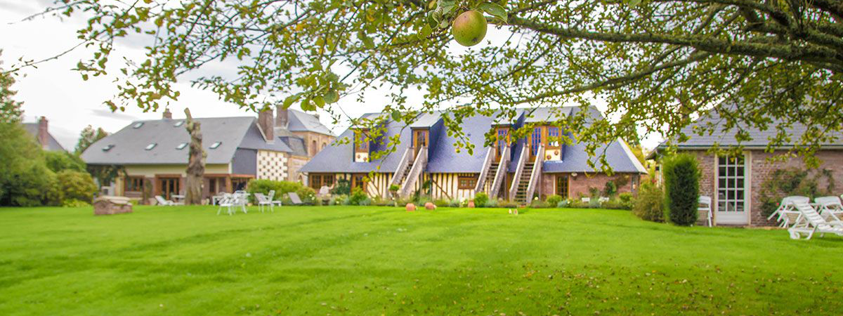 Le Clos Aux Masques