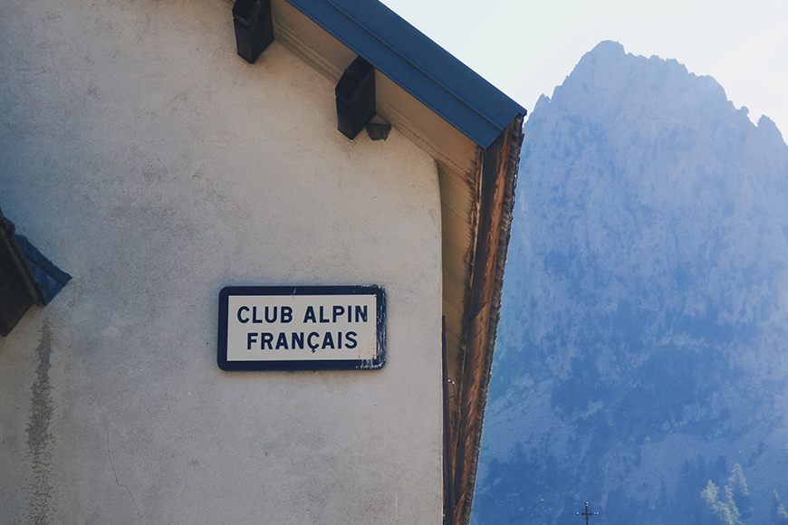 Club Alpin Français dans les Alpes françaises © Cindy - Adobe stock